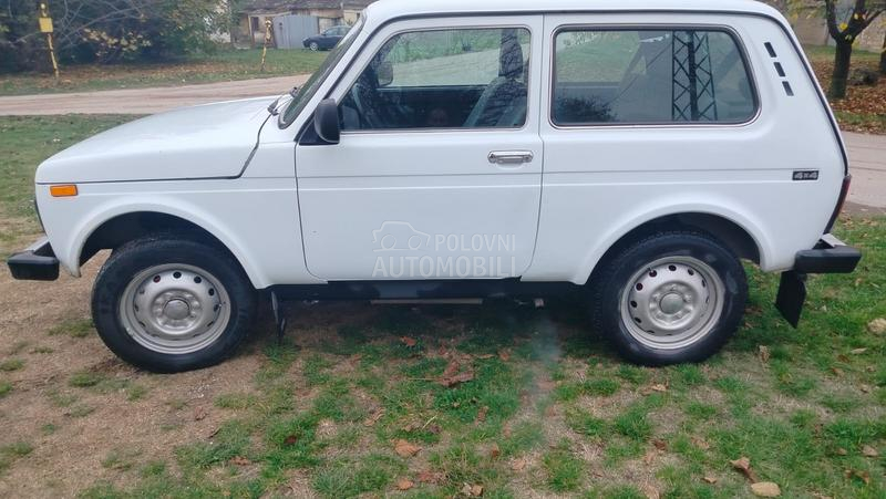 Lada Niva 