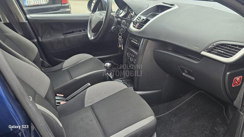 Peugeot 207 1.6 hdi