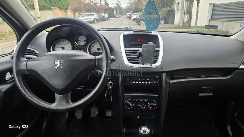 Peugeot 207 1.6 hdi