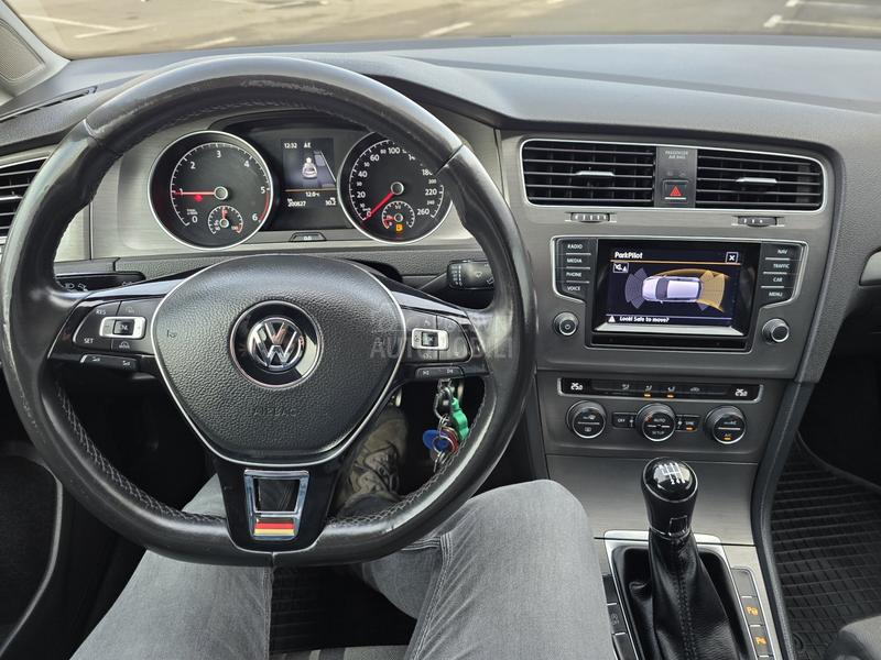 Volkswagen Golf 7 1.6 Fabrika