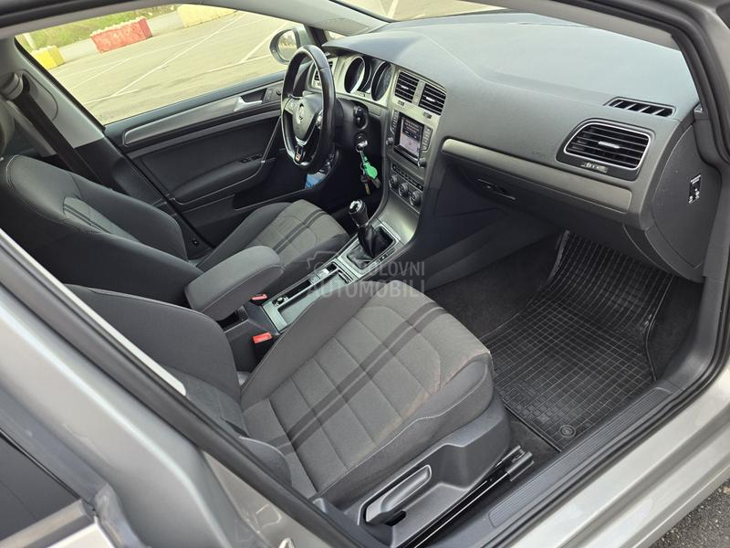 Volkswagen Golf 7 1.6 Fabrika