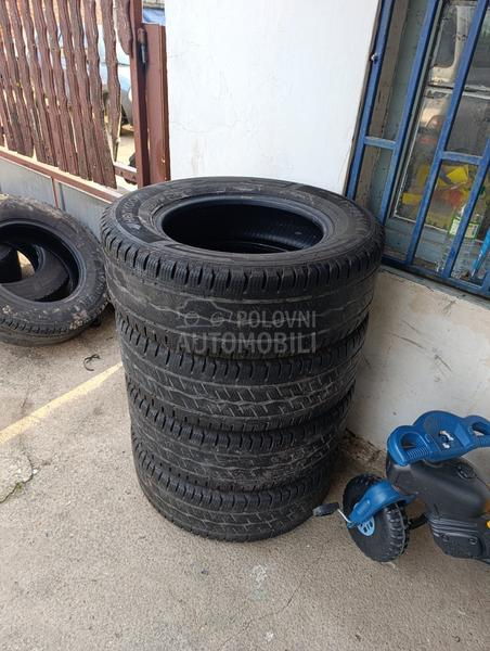 Hankook 235/65 R16 Zimska