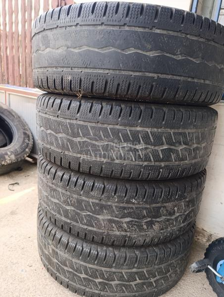 Hankook 235/65 R16 Zimska