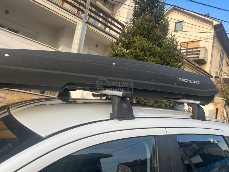 Krovni kofer sa nosacima