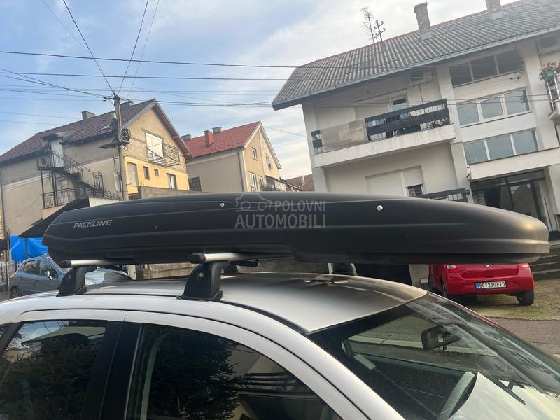 Krovni kofer sa nosacima