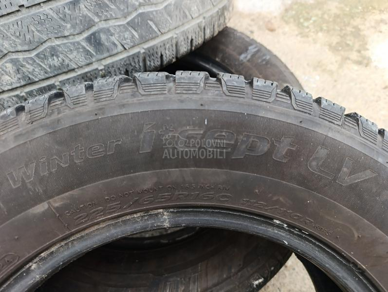 Hankook 225/65 R16 Zimska