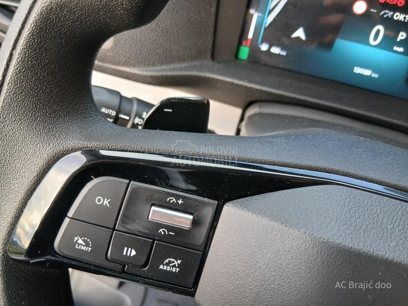 Opel Vivaro COMBI 2.0 180HP