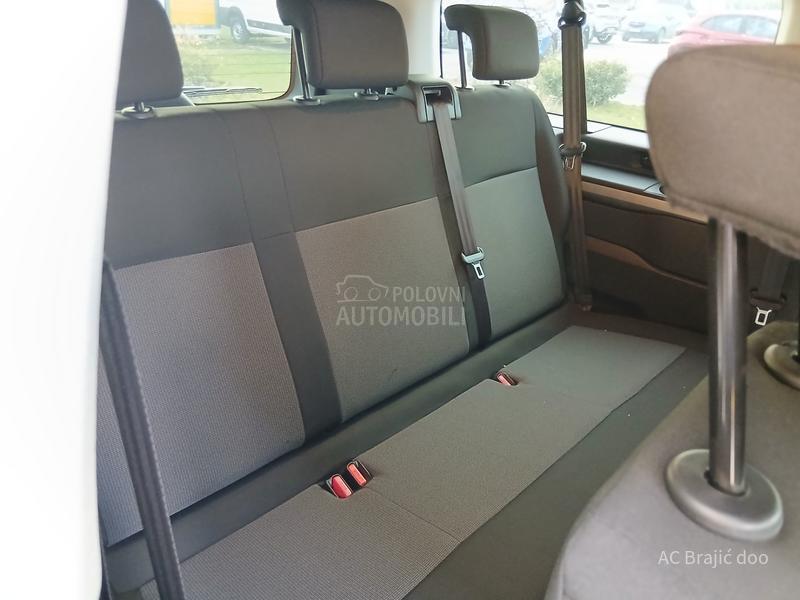 Opel Vivaro COMBI 2.0 180HP