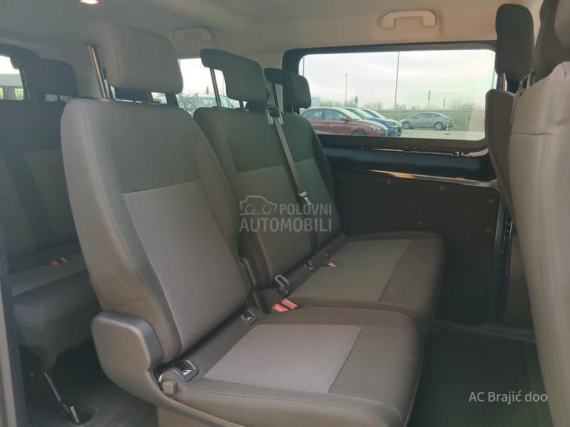 Opel Vivaro COMBI 2.0 180HP