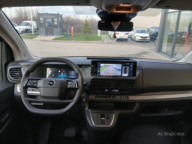 Opel Vivaro COMBI 2.0 180HP