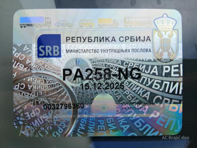 Opel Vivaro COMBI 2.0 180HP