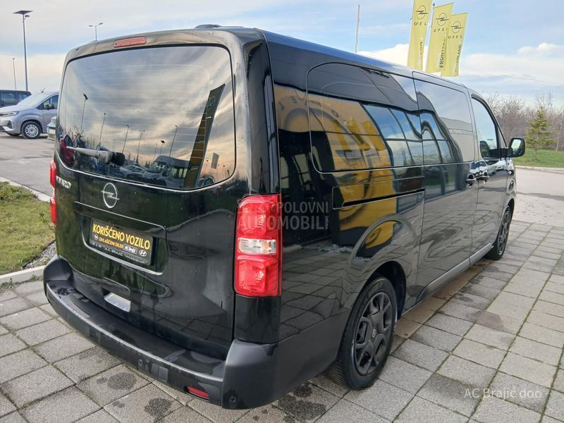 Opel Vivaro COMBI 2.0 180HP