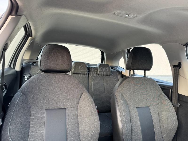 Citroen C3 1.2e-VTi 82 Matik