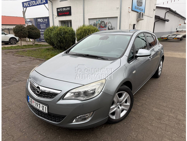 Opel Astra J 1.4 turbo