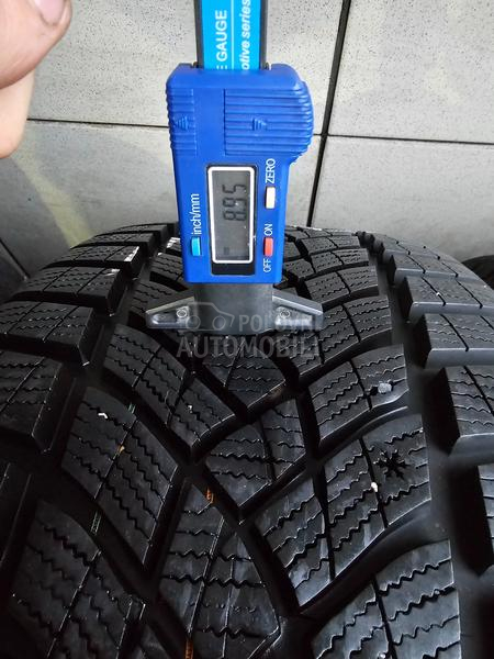 Goodyear 245/40 R18 Zimska