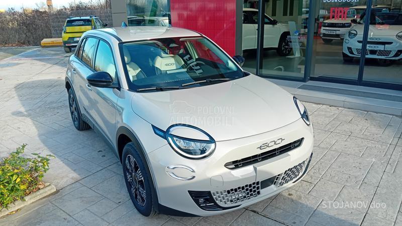 Fiat 600 1.2 ICON HYBRID