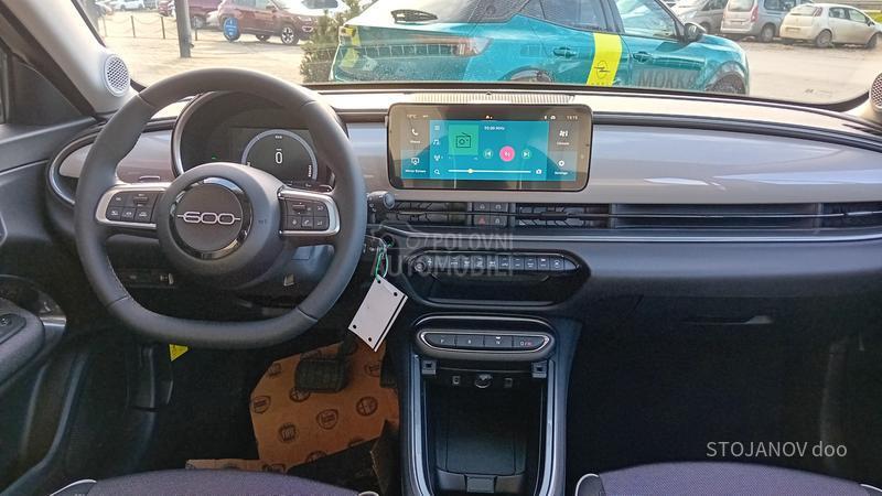 Fiat 600 1.2 ICON HYBRID