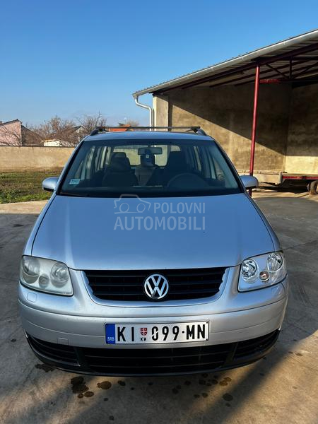 Volkswagen Touran 