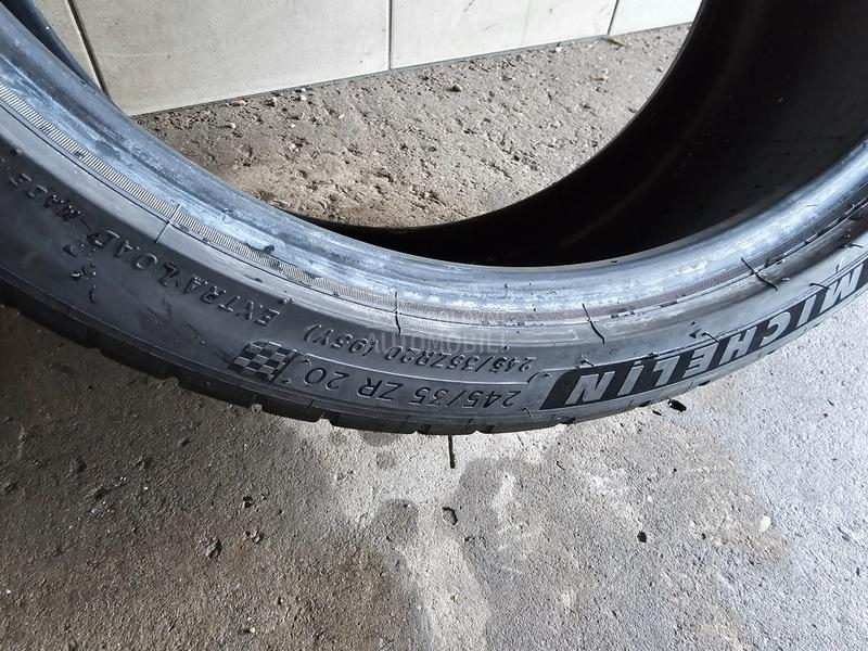 Michelin 245/35 R20 Letnja
