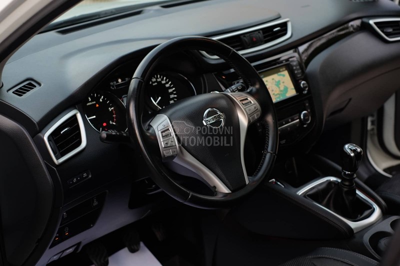 Nissan Qashqai 1.6DCi 4x4 Tekna360
