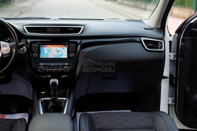 Nissan Qashqai 1.6DCi 4x4 Tekna360