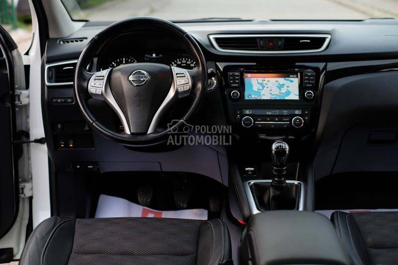 Nissan Qashqai 1.6DCi 4x4 Tekna360