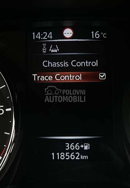 Nissan Qashqai 1.6DCi 4x4 Tekna360