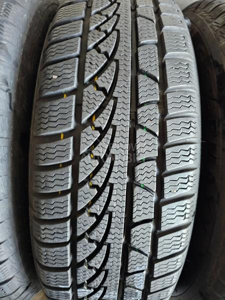 Starmaxx 185/65 R15 Zimska