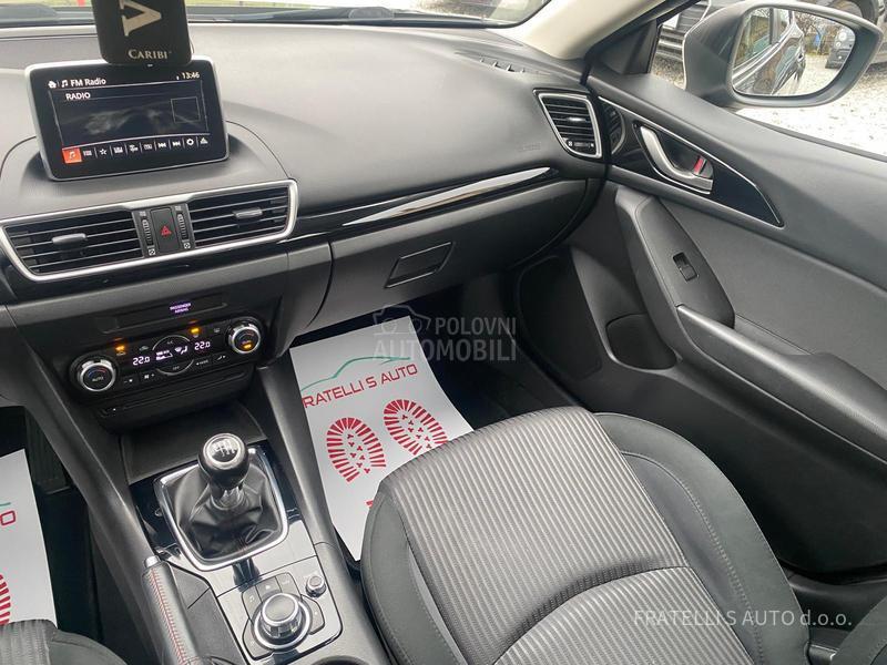 Mazda 3 ODLlCNA,SERVlSI