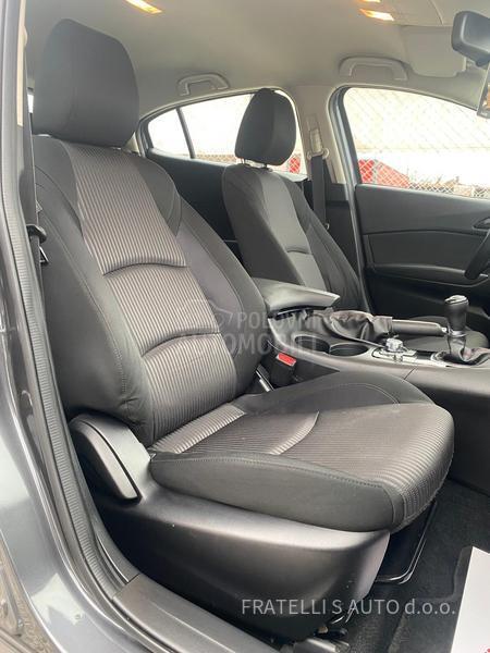 Mazda 3 ODLlCNA,SERVlSI