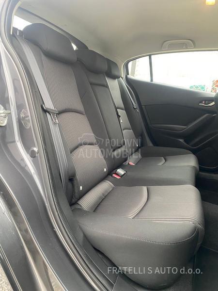 Mazda 3 ODLlCNA,SERVlSI