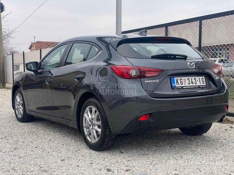 Mazda 3 ODLlCNA,SERVlSI