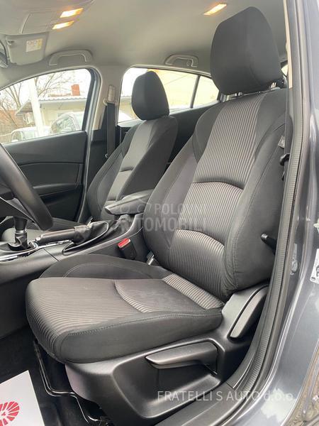 Mazda 3 ODLlCNA,SERVlSI