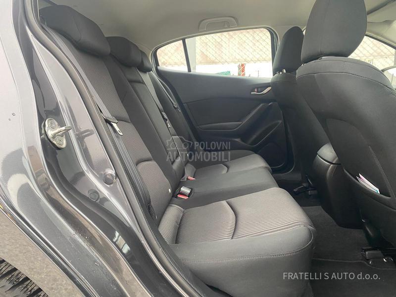 Mazda 3 ODLlCNA,SERVlSI