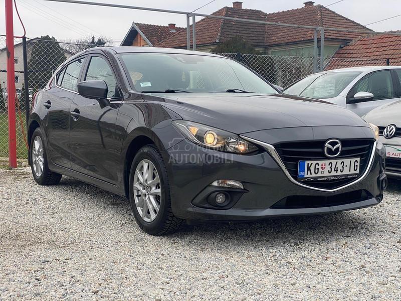 Mazda 3 ODLlCNA,SERVlSI
