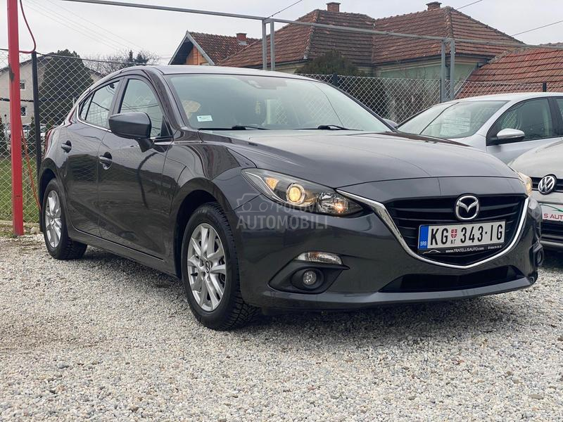 Mazda 3 ODLlCNA,SERVlSI