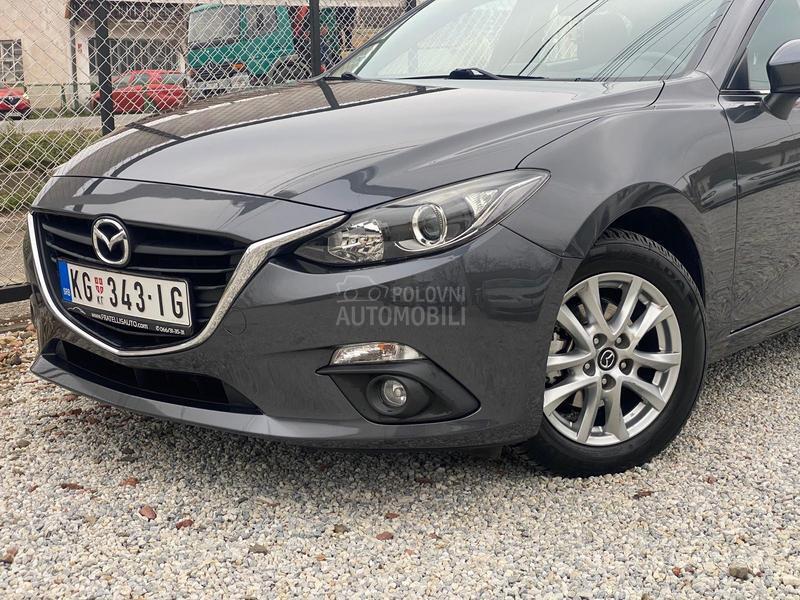 Mazda 3 ODLlCNA,SERVlSI