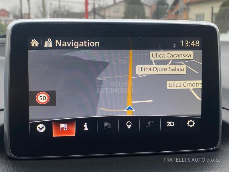 Mazda 3 ODLlCNA,SERVlSI