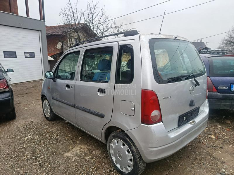 Opel Agila 