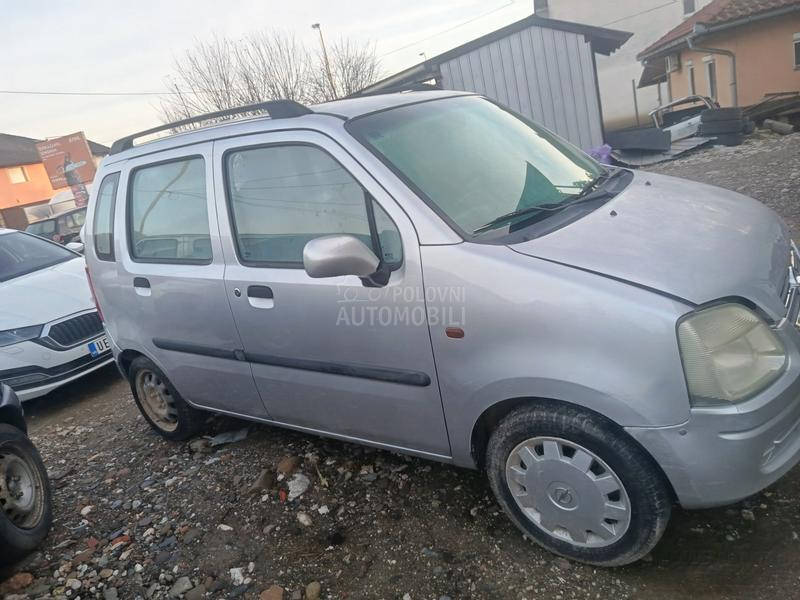 Opel Agila 