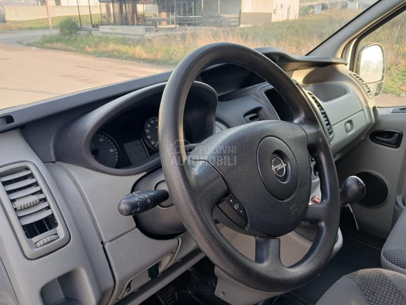 Opel Vivaro 20cdti