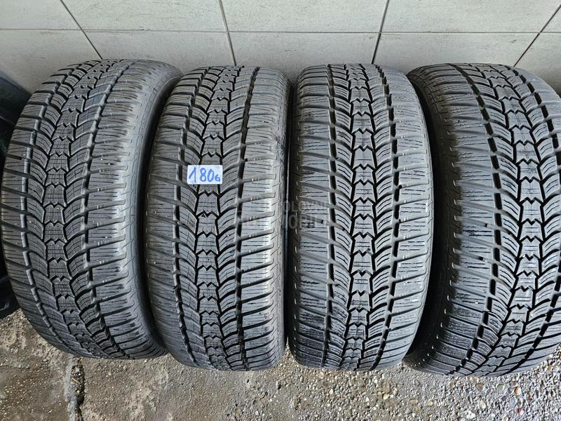 Sava 215/55 R17 Zimska
