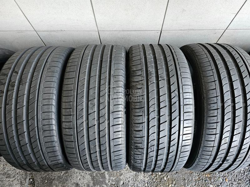 Nexen 245/30 R20 Letnja