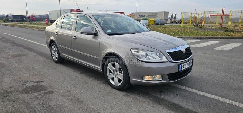 Škoda Octavia 1.6 TDI ELEGANCE