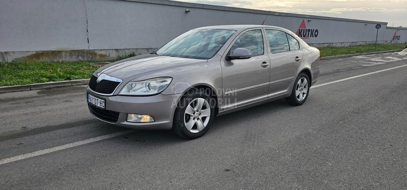 Škoda Octavia 1.6 TDI ELEGANCE