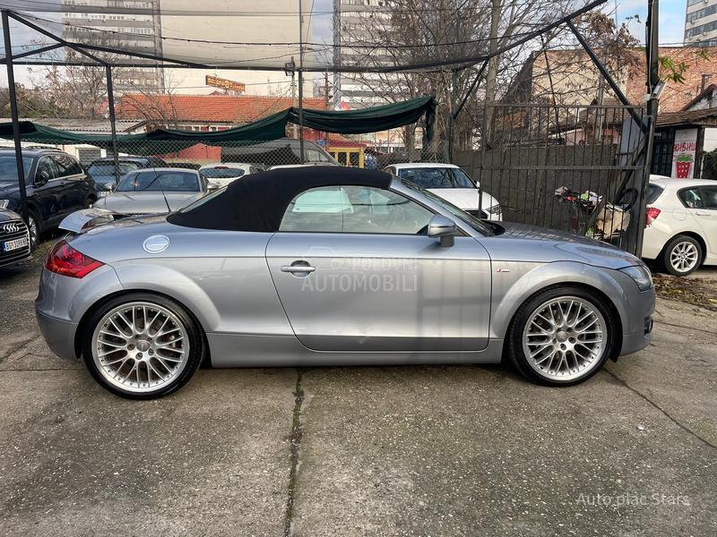 Audi TT 