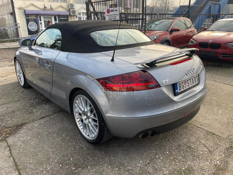 Audi TT 