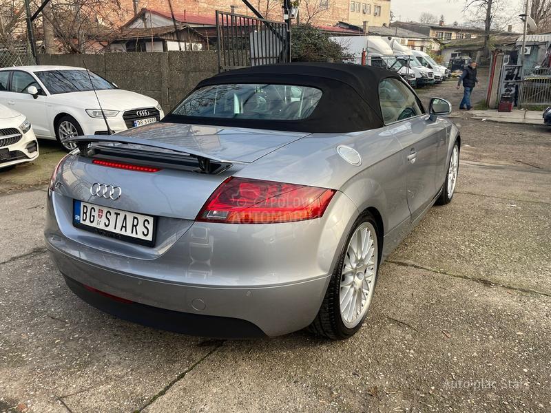 Audi TT 