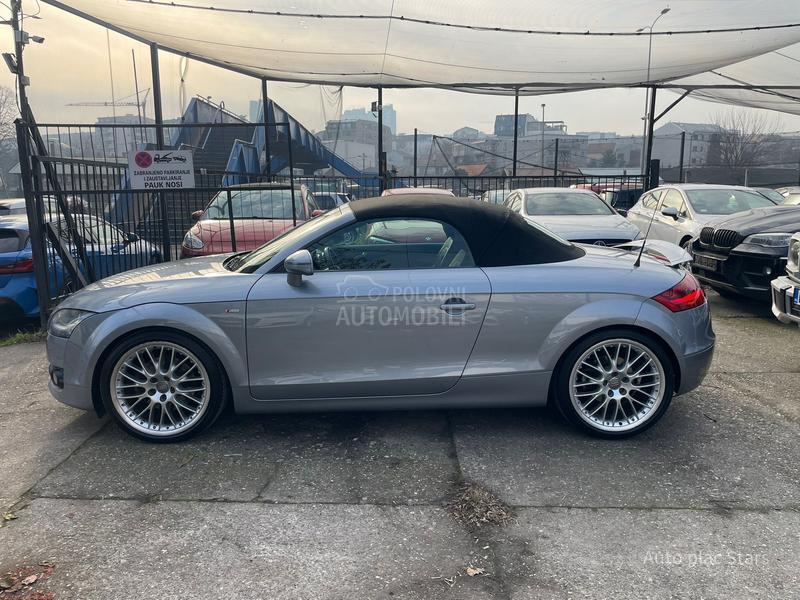 Audi TT 