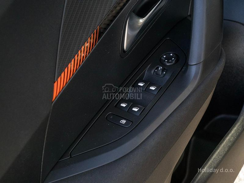 Peugeot 2008 1.2PureTech Led Nav